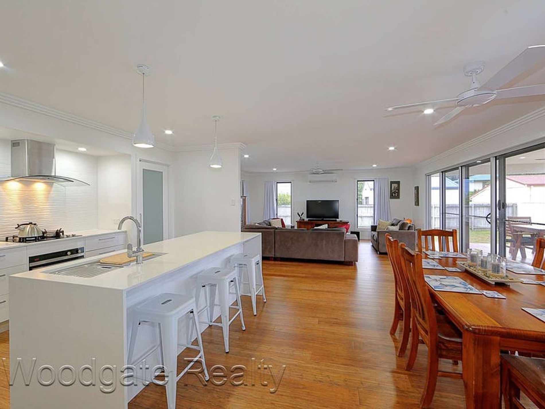 156 Acacia St, Woodgate