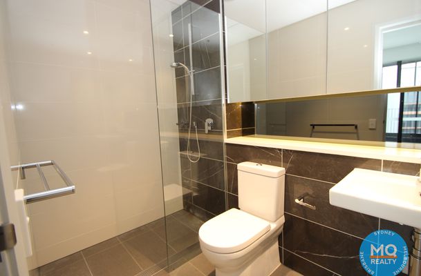 1004 / 10 Burroway Road, Wentworth Point