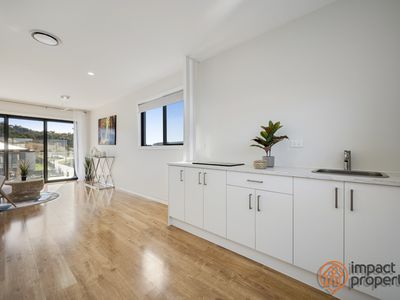 17 Nell Edeson Street, Taylor
