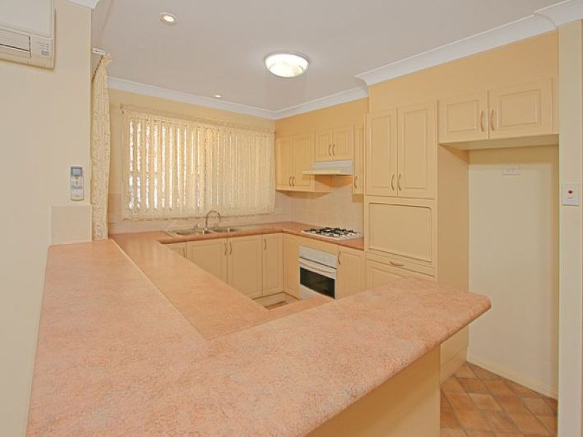 1 / 34 Deering Street, Ulladulla