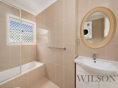 2 / 34 Hartley Street, Spring Hill