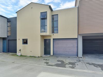 5 / 25 Grove Road, Addington