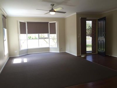10 Illawong Grove, Werribee
