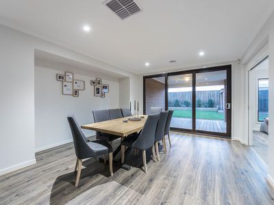 29 Thoroughbred Drive, Clyde North