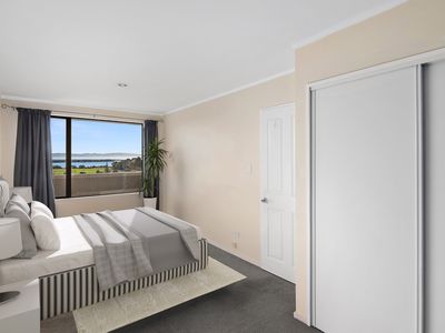 16 Iwa Road, The Wood