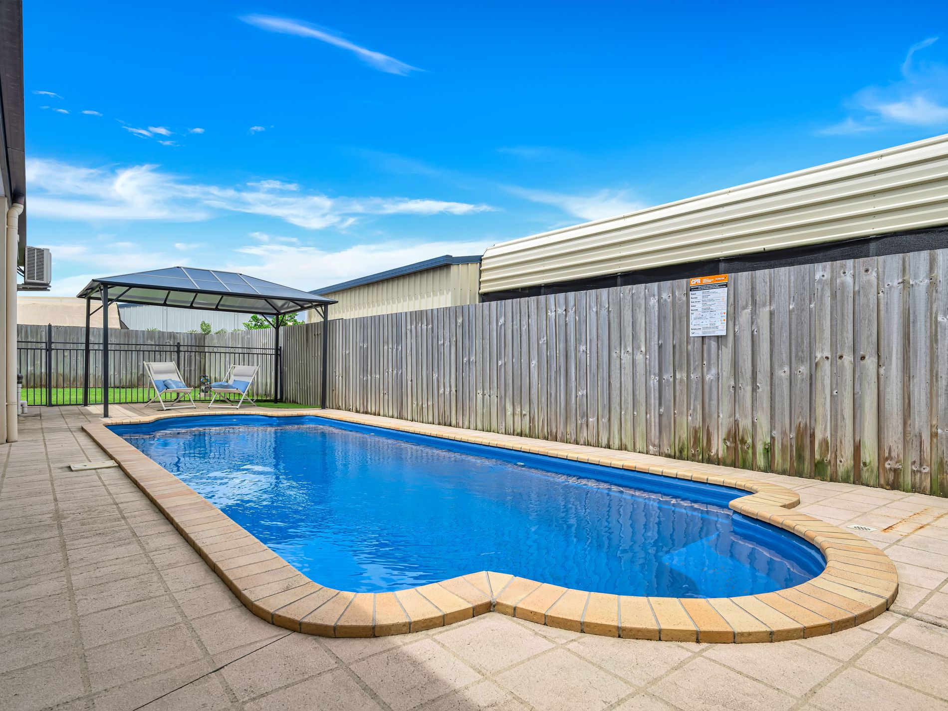 8 Bluewater Court, Bucasia