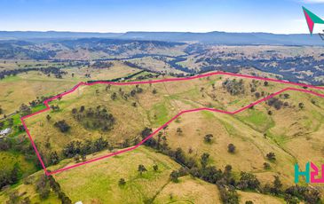 1199 Ganbenang Road, Hartley