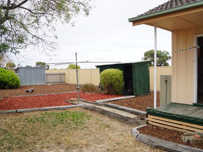 2 Bleakley Street, Horsham