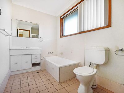 1 / 166 Broadmeadow Road, Broadmeadow