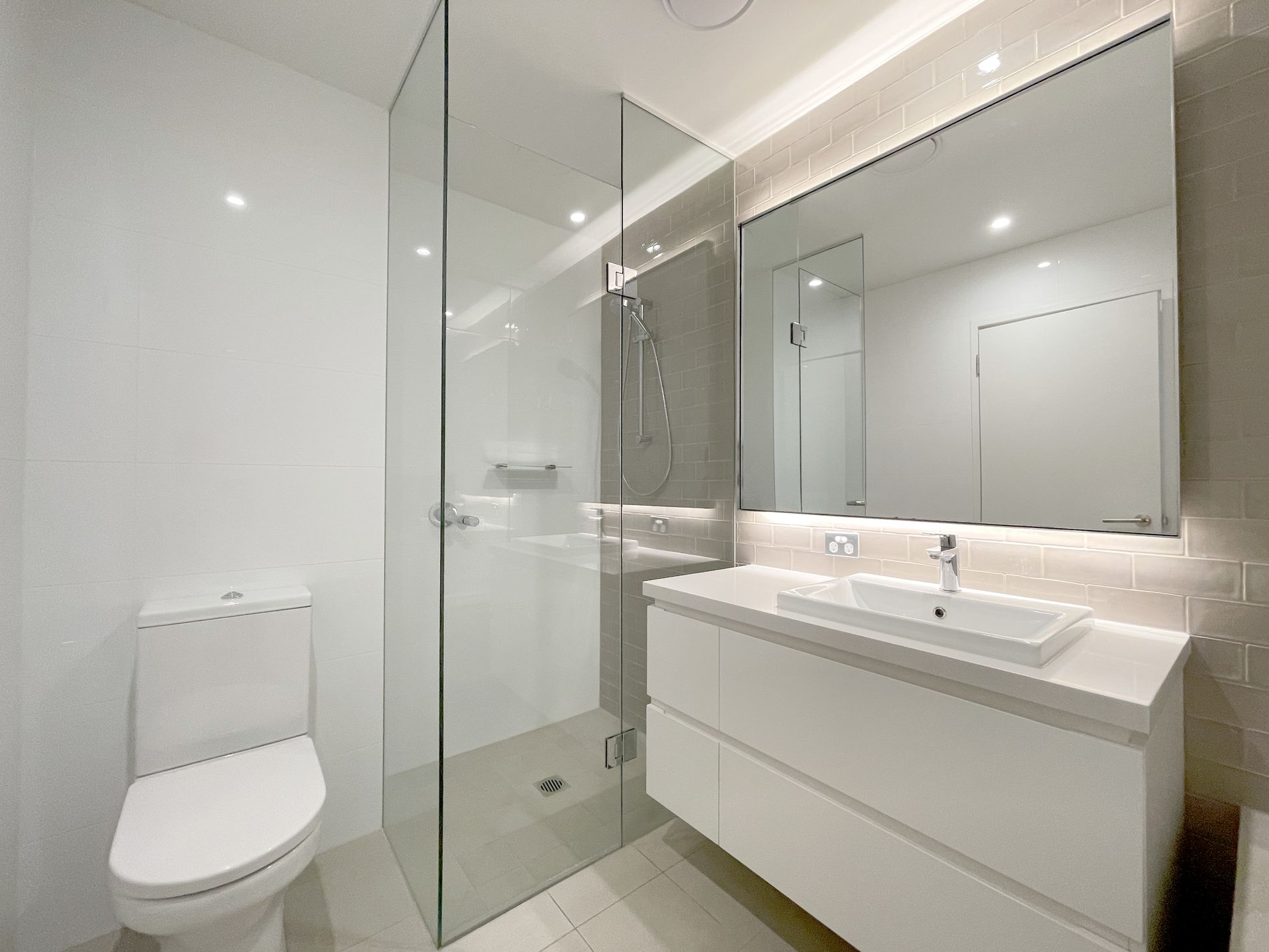 2603 / 7 Scotsman, Forest Lodge