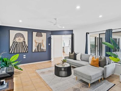 21 Guthrie Close, Bentley Park