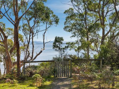 604 Abels Bay Road, Eggs And Bacon Bay