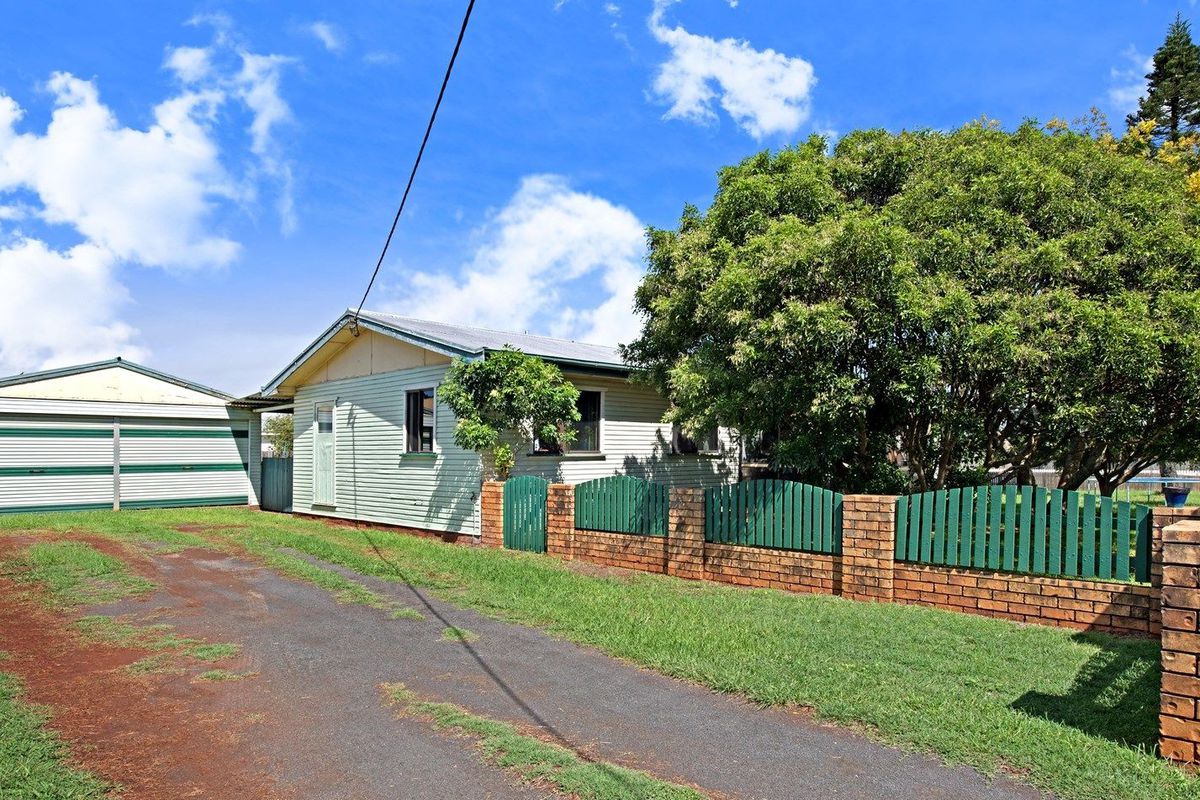 Close to Everything! Family Home