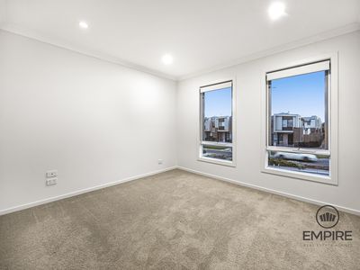 24 Portobello Boulevard, Clyde North