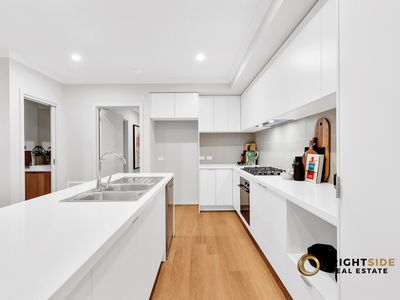 19  Locanda Walk, Clyde North