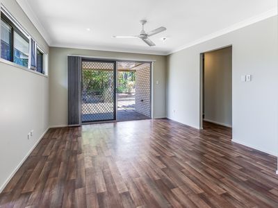 50 Vanilla Av, Griffin