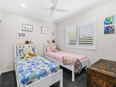 27 Comanche Street, Newport