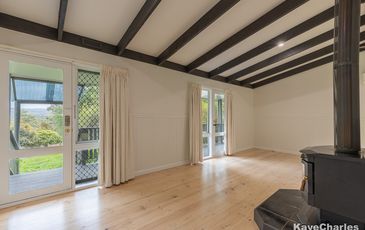 4 Simmons Close, Cockatoo