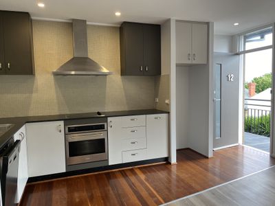12 / 10 Fitzroy Street, Geelong