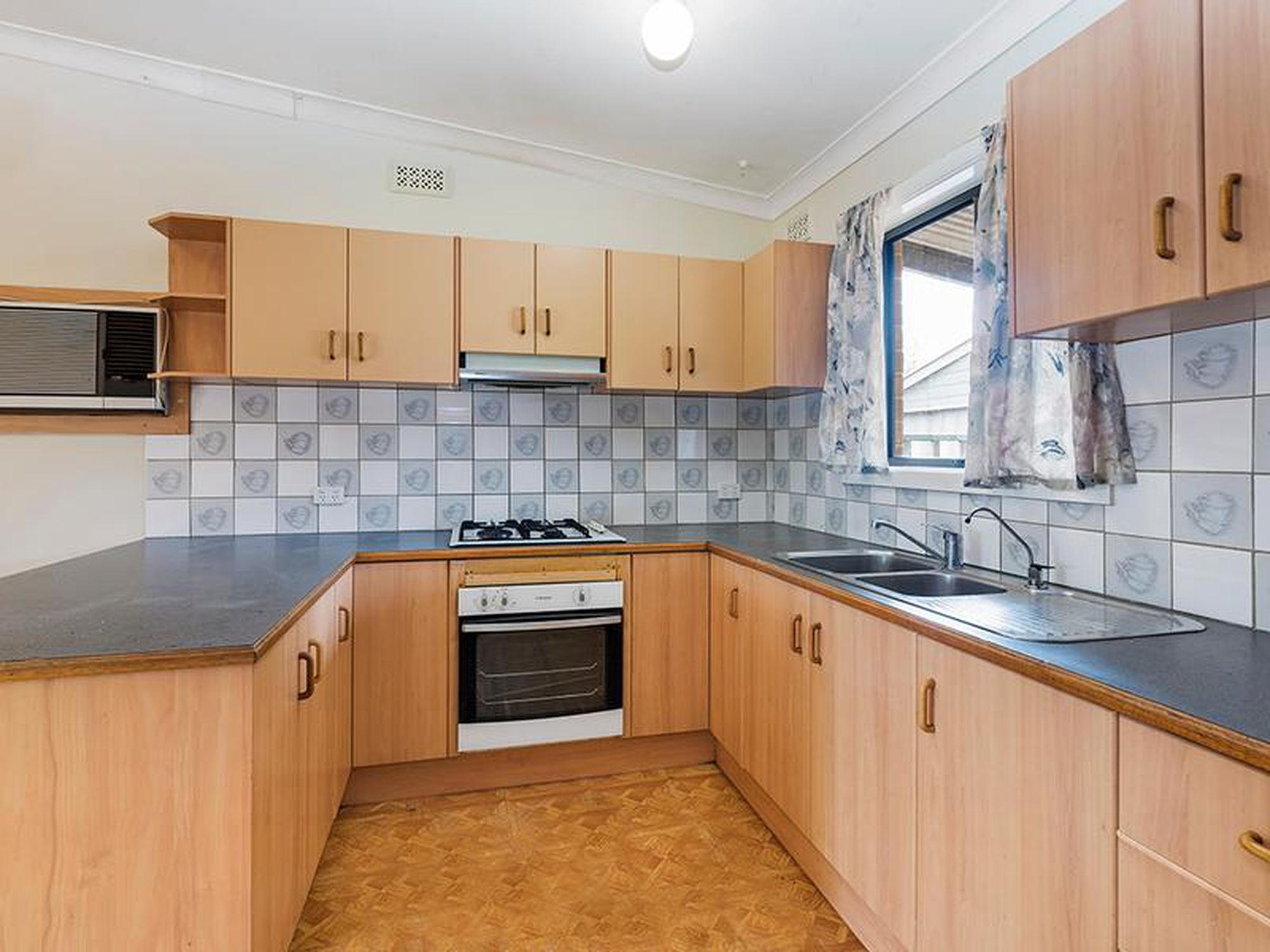 10 Cummins Street, Davoren Park
