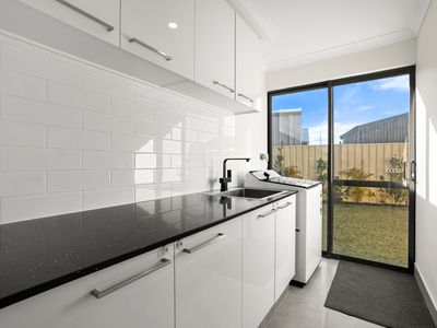 3 MIKADO RISE, Madora Bay