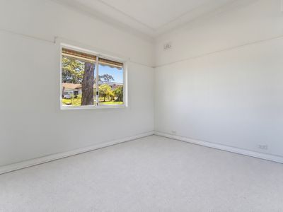 4 The Esplanade, Guildford