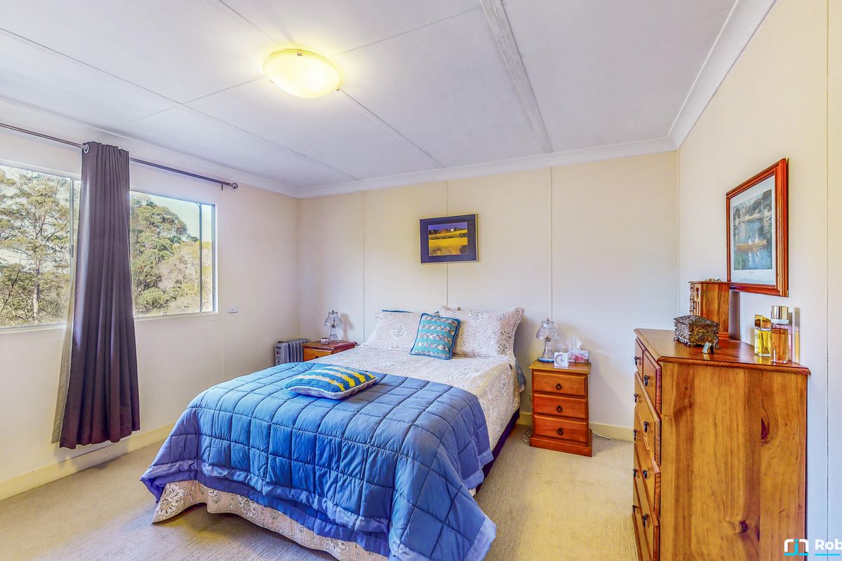 42 Hillview Lane, Pomona