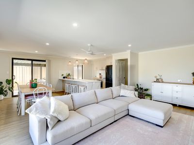 32 Willowbark Crescent, Murray Bridge