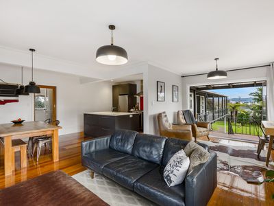 6 Helga Crescent, Te Atatu Peninsula