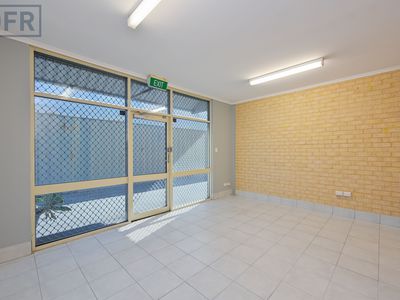 2 / 8 Erceg Road, Yangebup