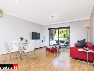 24 / 122 Mounts Bay Road, Perth