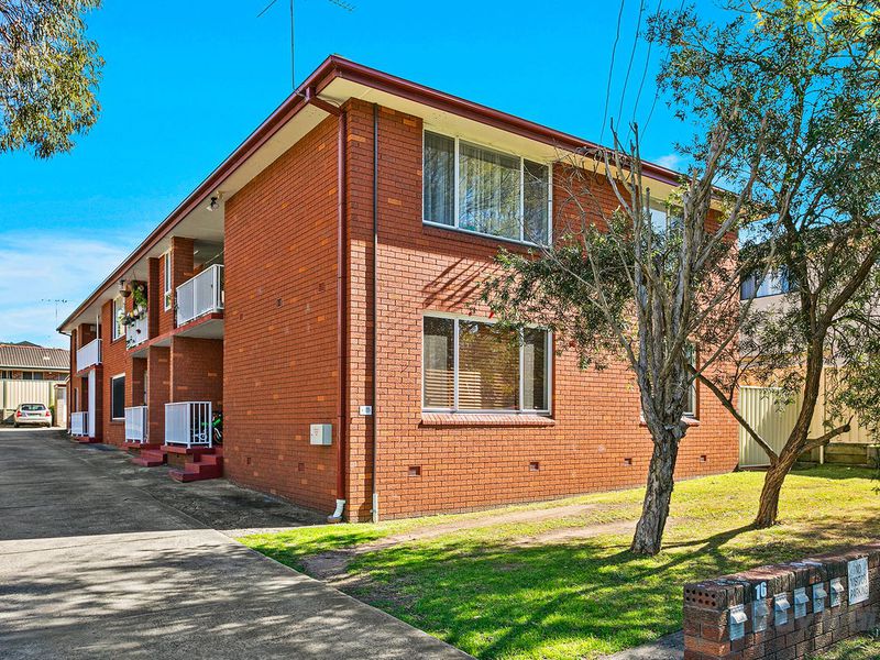 16 Northcote Street, Wollongong