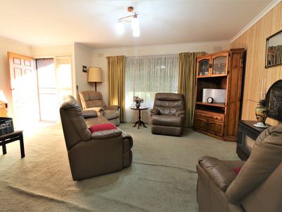 52 Anzac Ave, Seymour