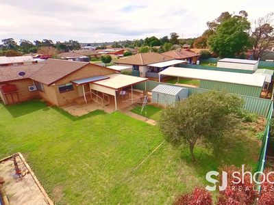 27 Oxley Circle, Dubbo