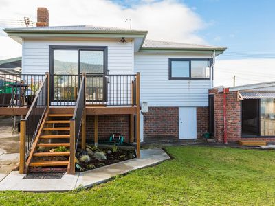 59 Hilton Road, Claremont