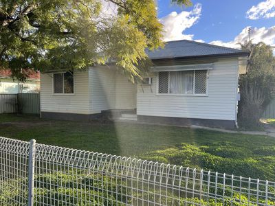 2 Petra Avenue, Tamworth