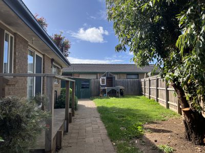 8 Westminster Drive, Werribee