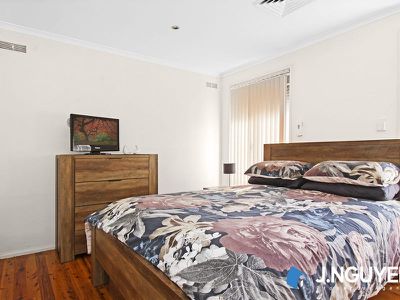 75 Buranda Crescent, St Johns Park