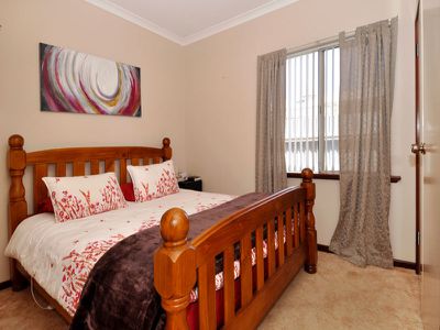 24 Nankiville Road, Hannans