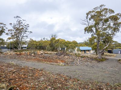 3 Trout Crescent, Miena