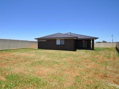 4 Drover Avenue, Dubbo