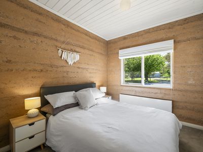 20 Piries-Goughs Bay Road, Piries