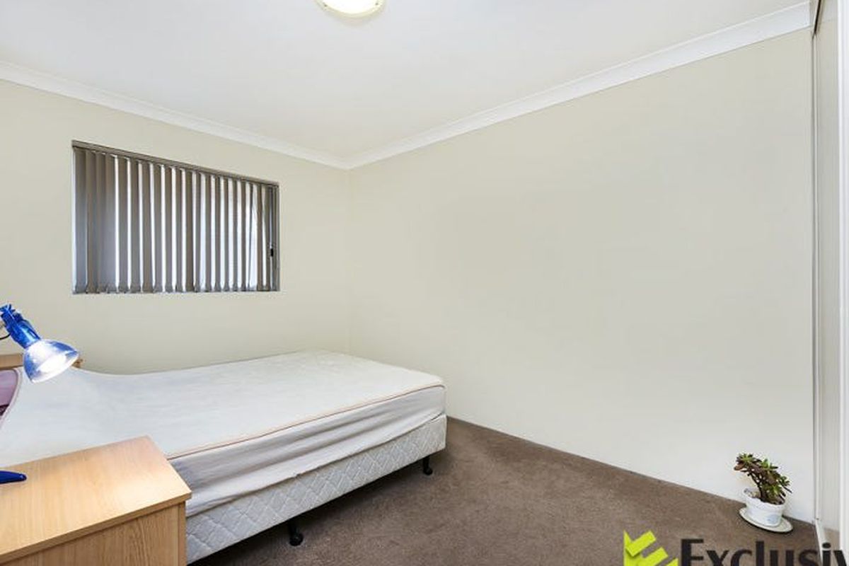 5 / 31-33 Hampstead Road, Homebush West