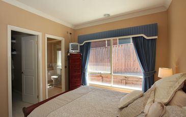 8 Whitaker Place, Beaconsfield