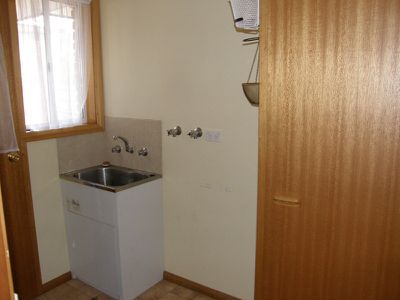 2 / 47 Thorp, Cygnet