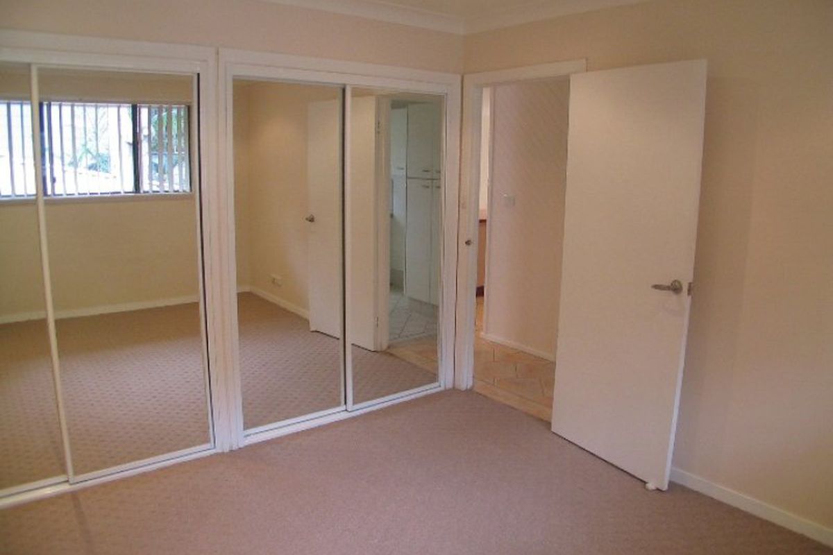 1 / 5 Palmgrove Place, North Avoca
