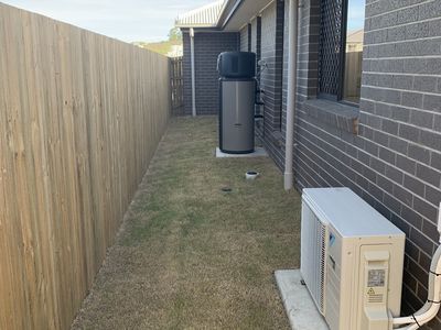 23 Eiger Street , Holmview