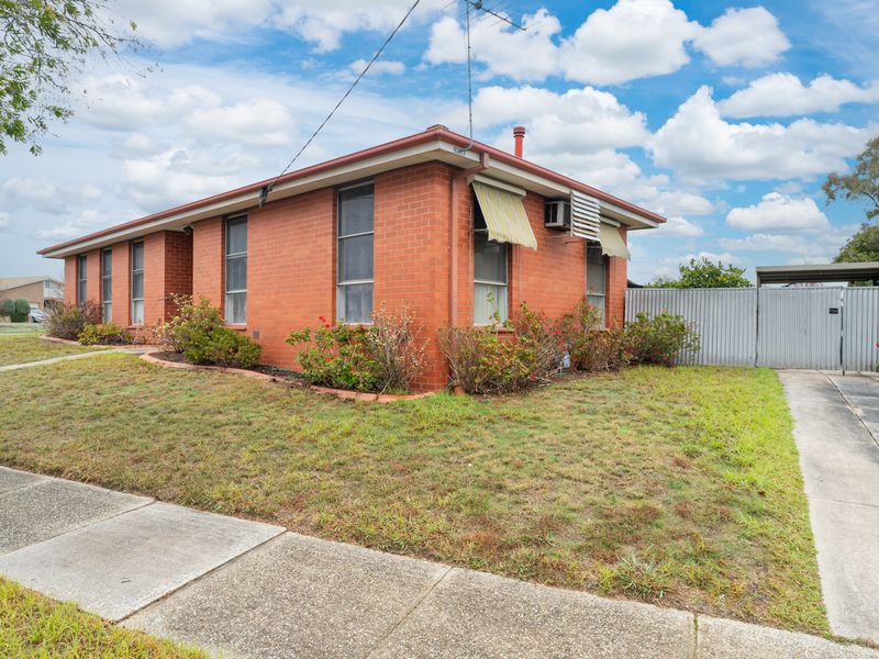 73 CHAPPLE STREET, Wodonga
