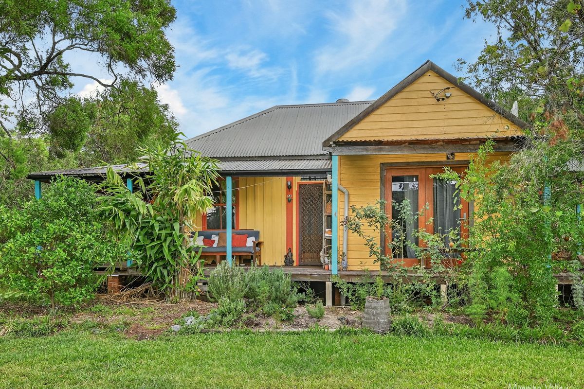 14 East Lansdowne Road, Lansdowne