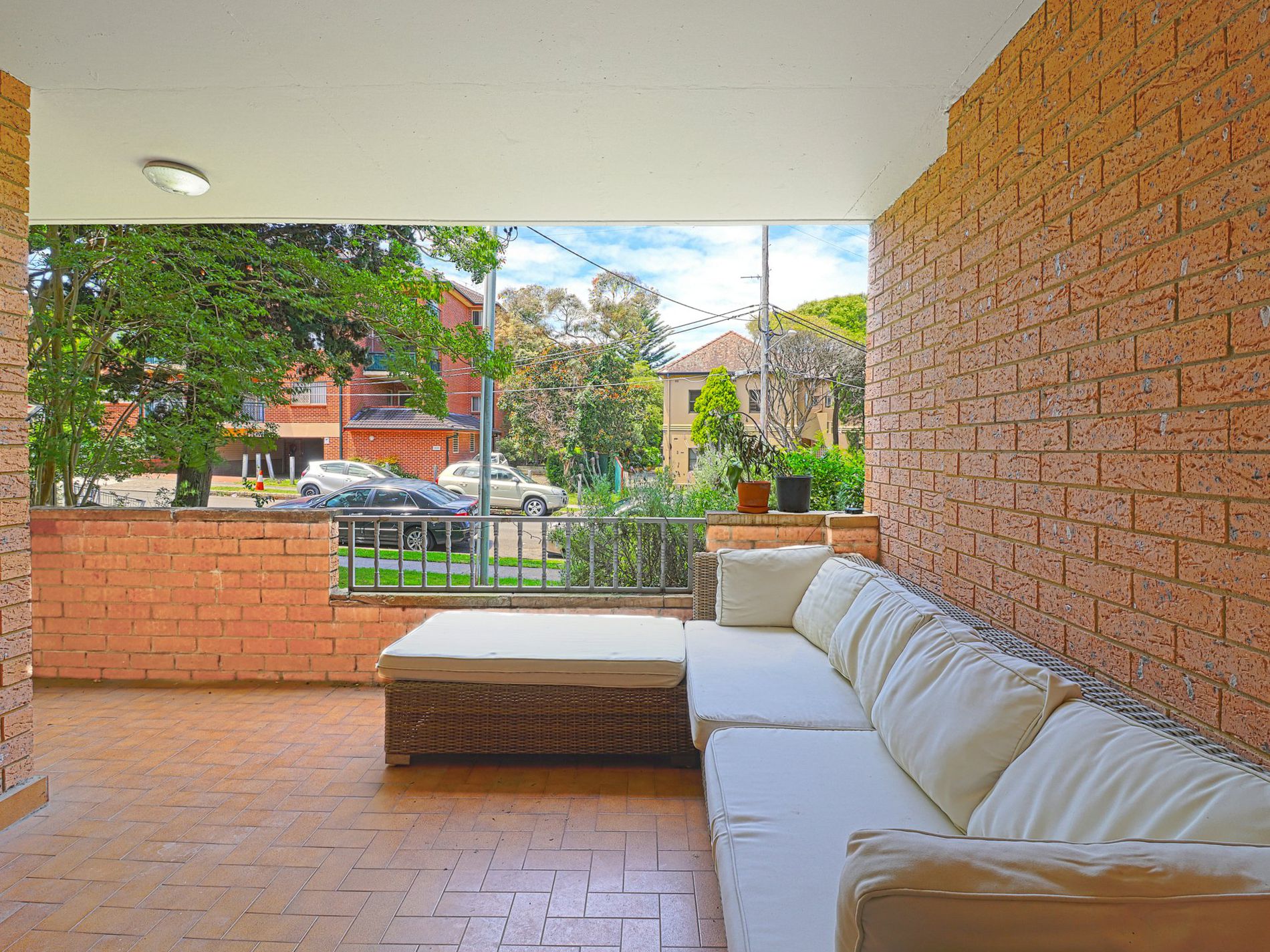 9 / 5 Hayburn Avenue, Rockdale